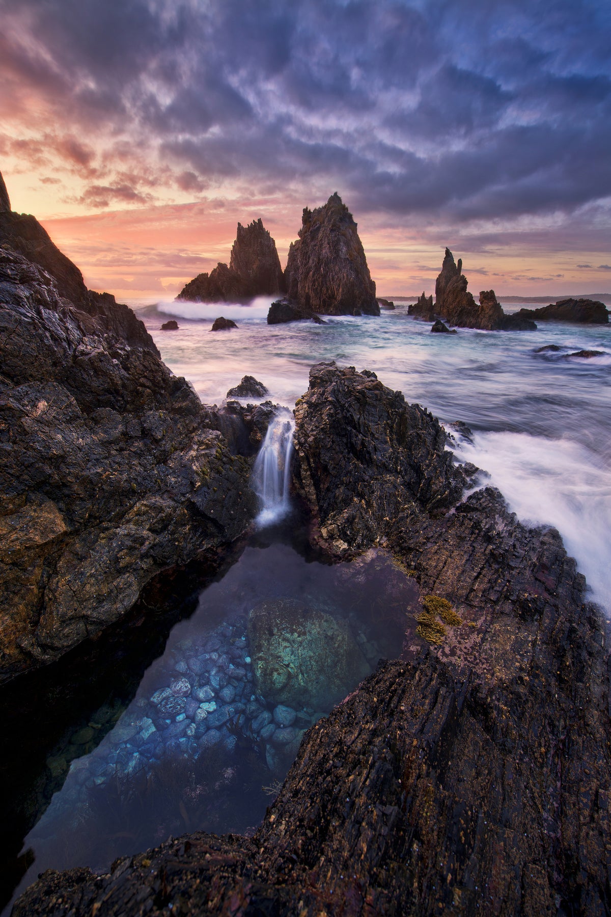 canvas-print-meeting-of-waters