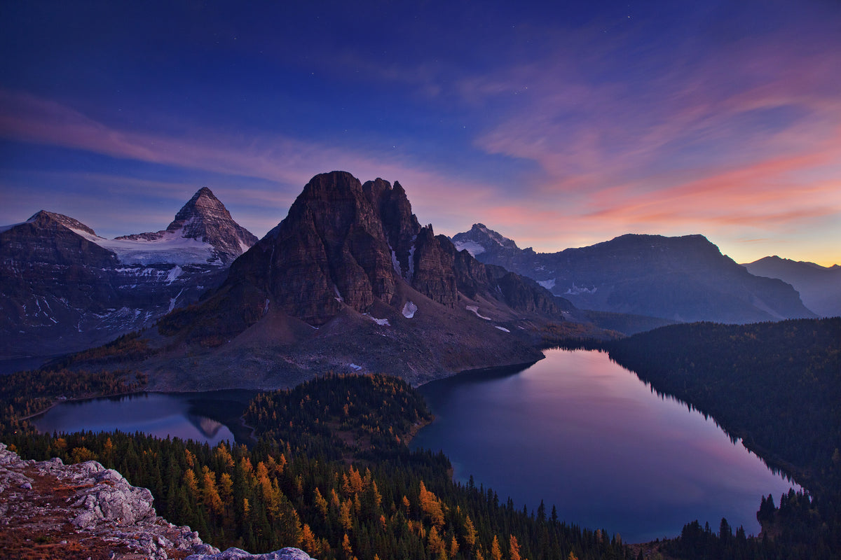 modern-3-piece-aluminium-print-twilight-at-mount-assiniboine