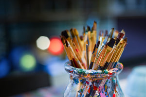 3-piece-canvas-print-many-brushes
