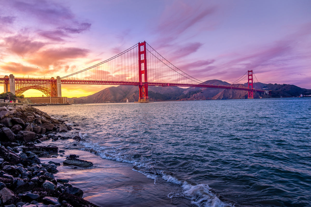 framedcanvas-print-golden-gate-in-the-evening