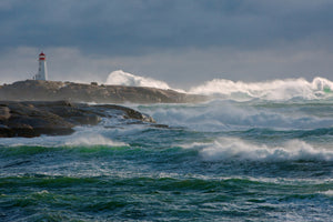 3-piece-canvas-print-in-the-protection-of-a-lighthouse