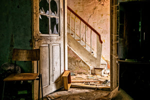 3-piece-acrylic-print-crumbled-stairs