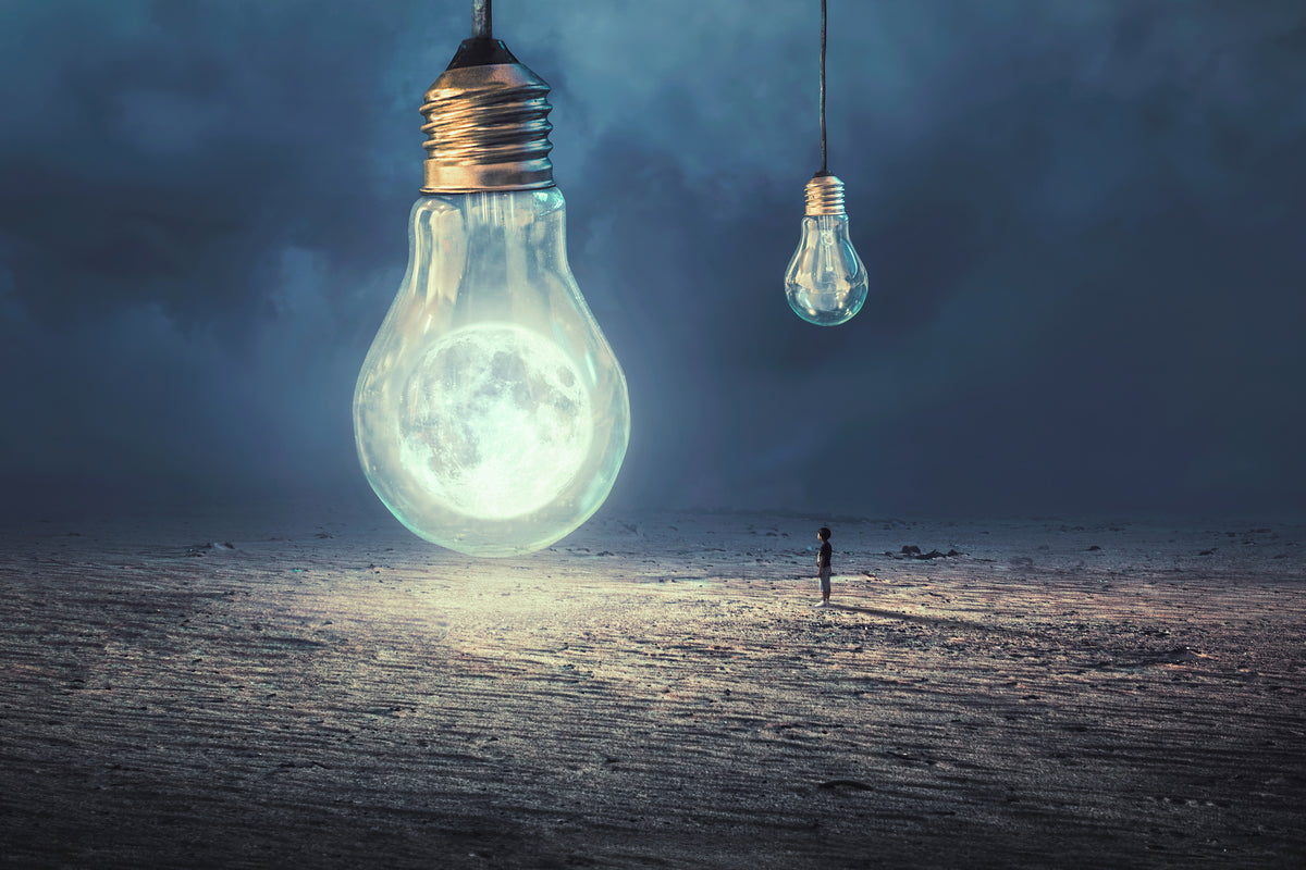 3-piece-canvas-print-moon-lamp