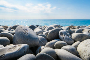 framedcanvas-print-beach-stones