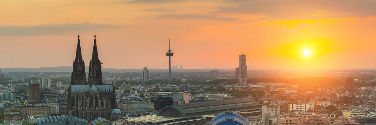 panoramic-aluminium-print-skyline-cologne-at-sunset-panorama