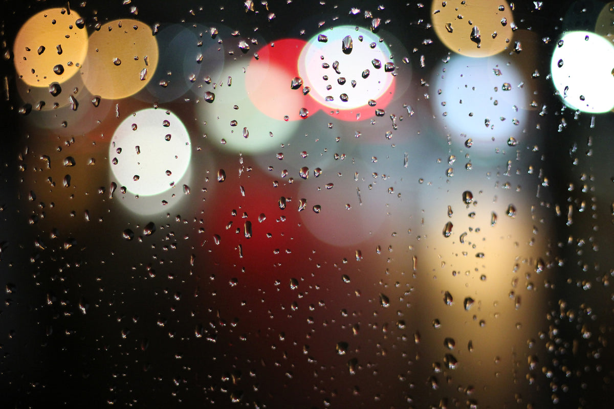 framedposter-print-illuminated-water-drops