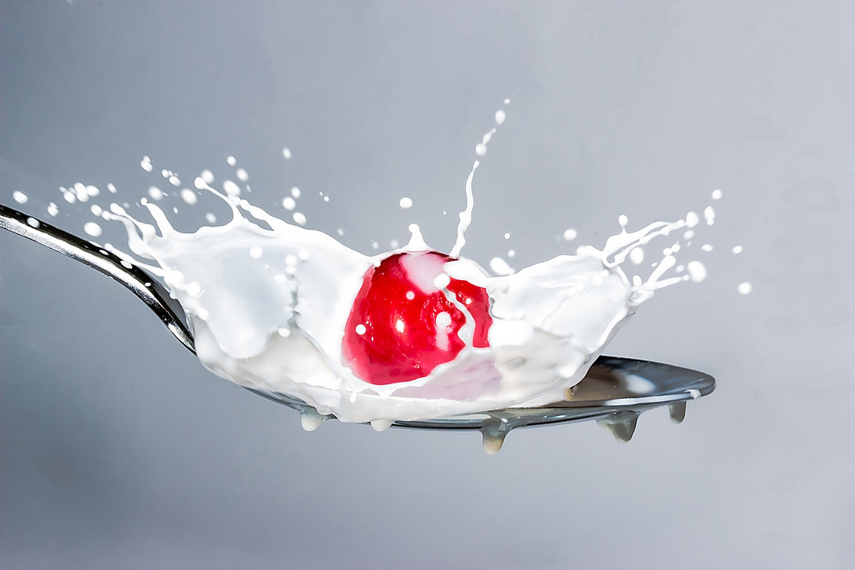 3-piece-aluminium-print-cherry-with-milk