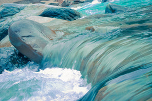 3-piece-acrylic-print-so-close-to-the-water