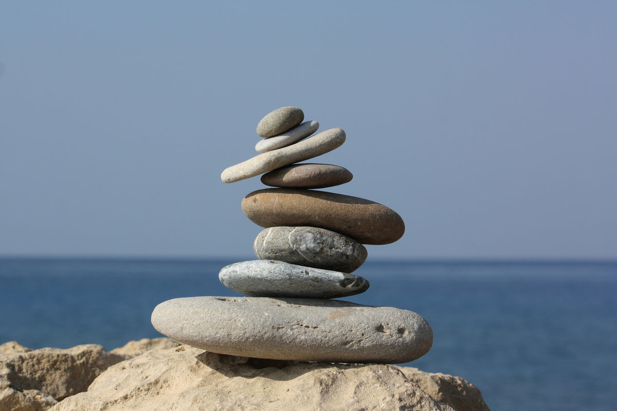 3-piece-canvas-print-stone-stack-xxl