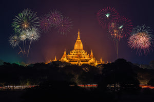poster-print-fireworks-at-the-temple