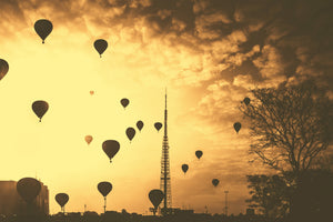 3-piece-canvas-print-many-hot-air-balloons