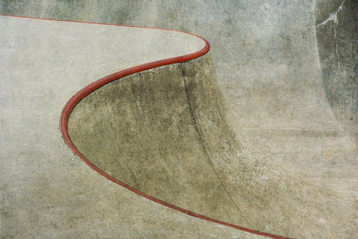 3-piece-aluminium-print-the-red-curve