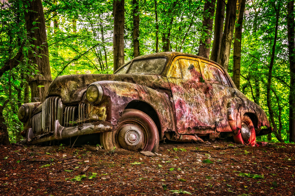 canvas-print-abandoned-classic-car