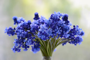framedcanvas-print-a-bouquet-of-flowers