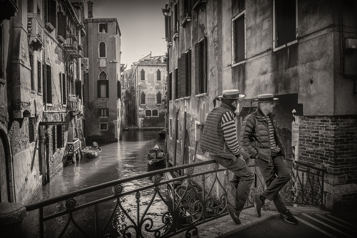 framedcanvas-print-gondolieri-x