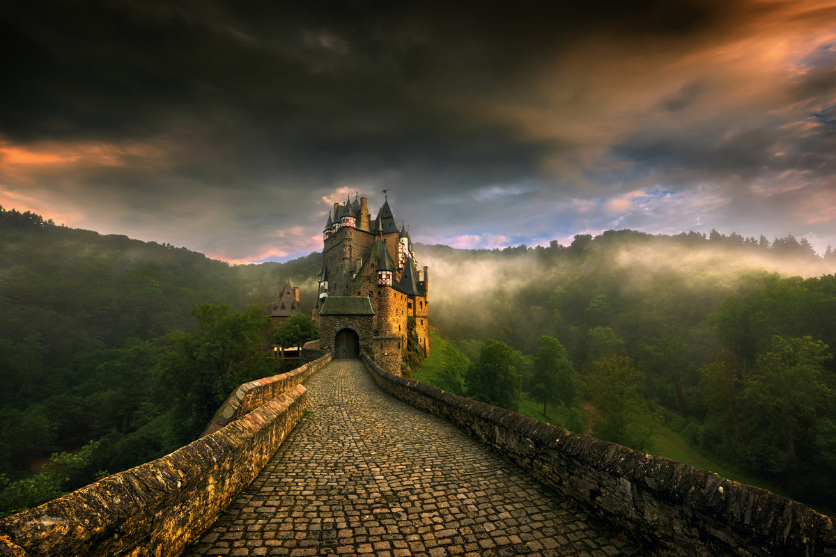 framedcanvas-print-eltz-x