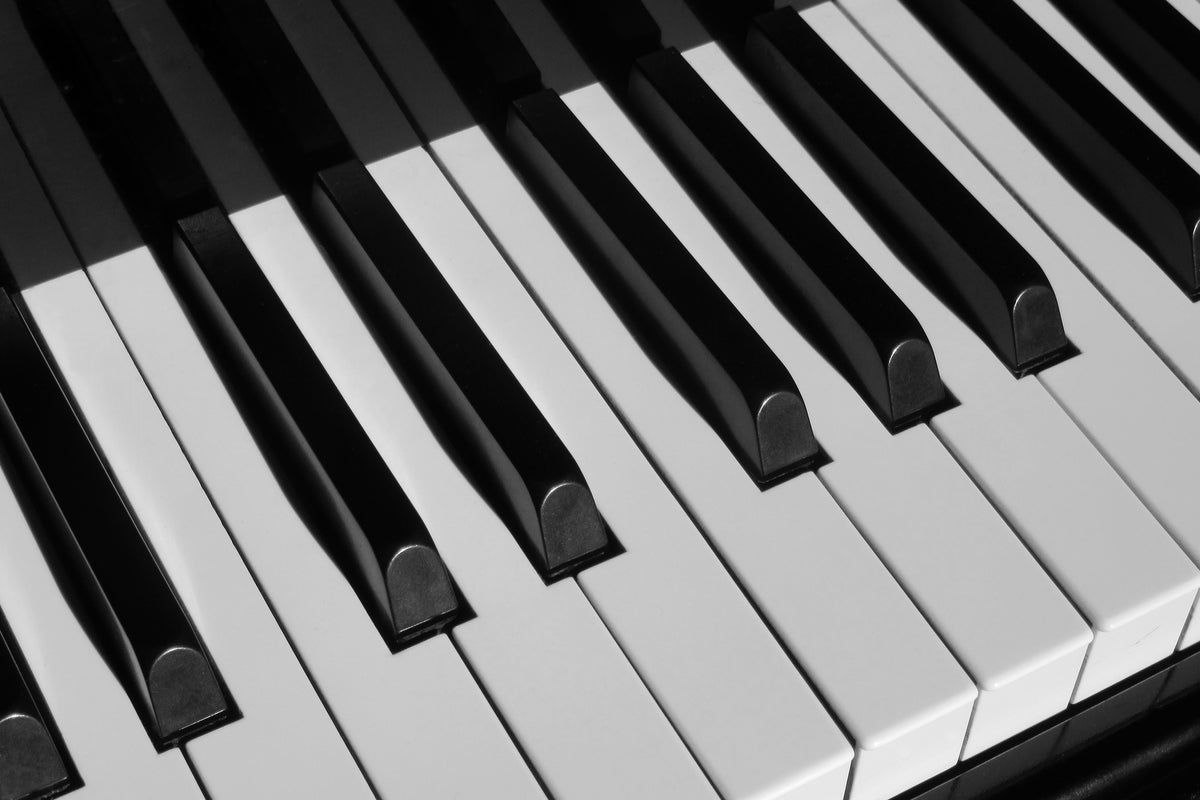 canvas-print-close-up-piano