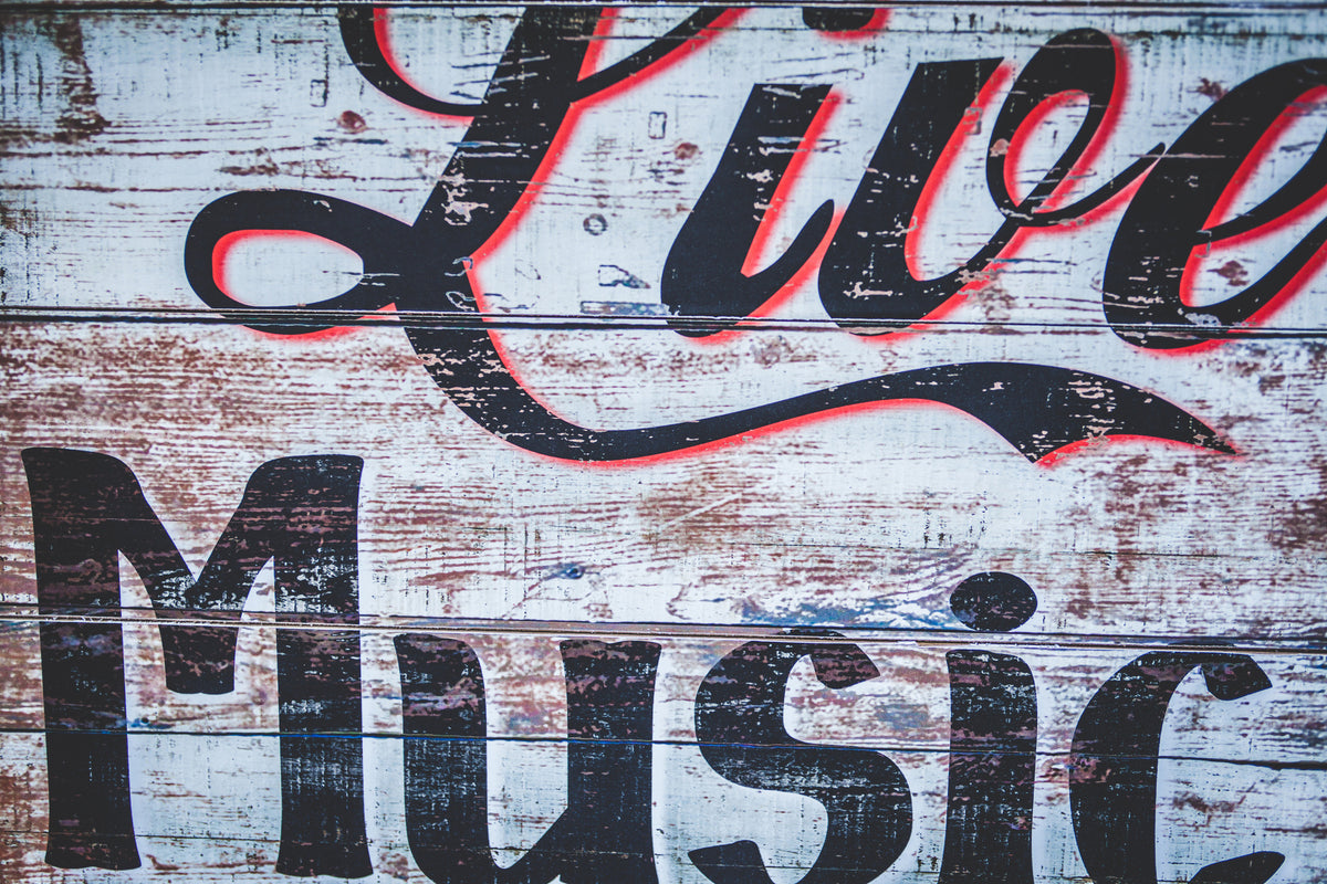 framedposter-print-retro-wooden-wall