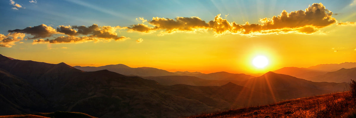panoramic-3-piece-canvas-print-sunset-in-the-world-of-mountains-panorama