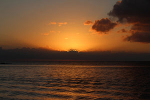 modern-3-piece-aluminium-print-beautiful-sunrise-on-the-beach