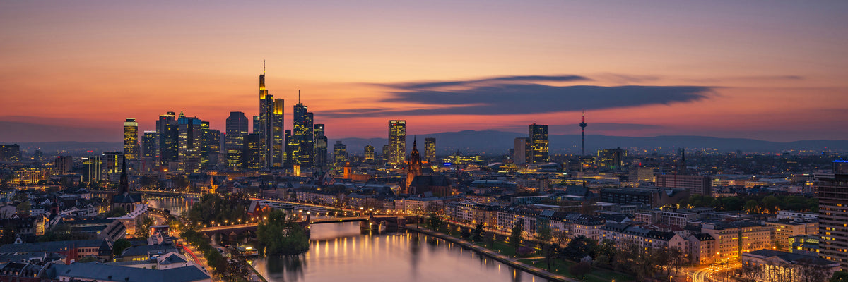 panoramic-aluminium-print-frankfurt-skyline-at-sunset-panorama
