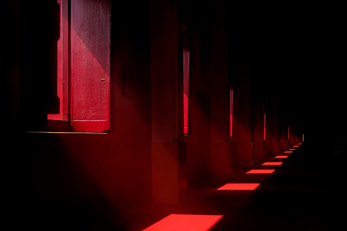 canvas-print-in-the-red-temple-x