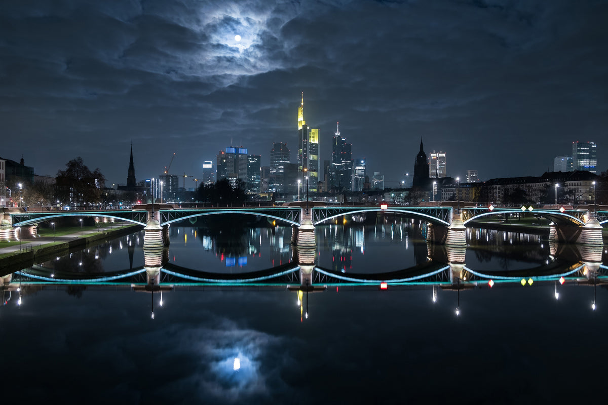 modern-3-piece-canvas-print-frankfurt-at-full-moon