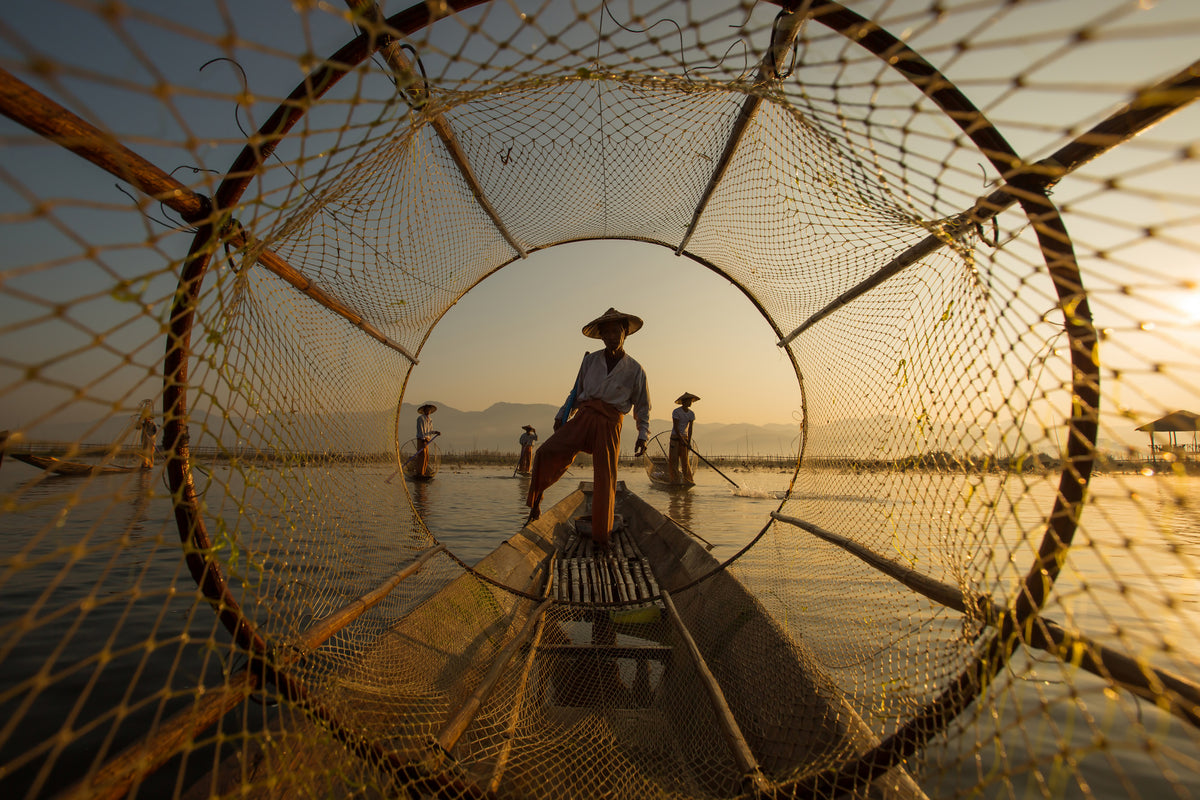 canvas-print-inle-fisherman