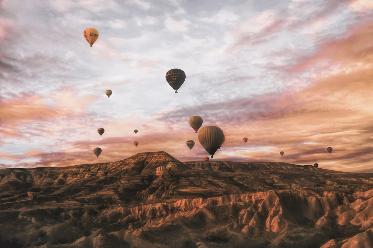 framedcanvas-print-cappodocia-hot-air-balloon