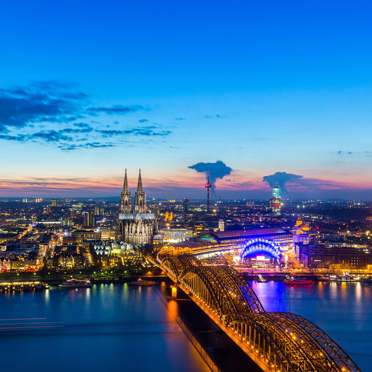 4-piece-aluminium-print-skyline-a-penthouse-in-cologne