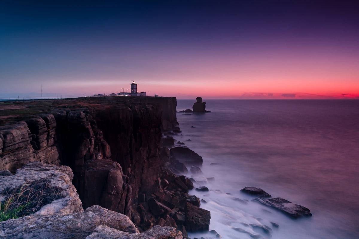 framedcanvas-print-the-lighthouse-at-dusk
